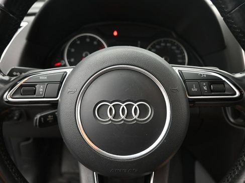 Used 2017 Audi Q5 2.0T Premium Plus w/ Technology Package image 18