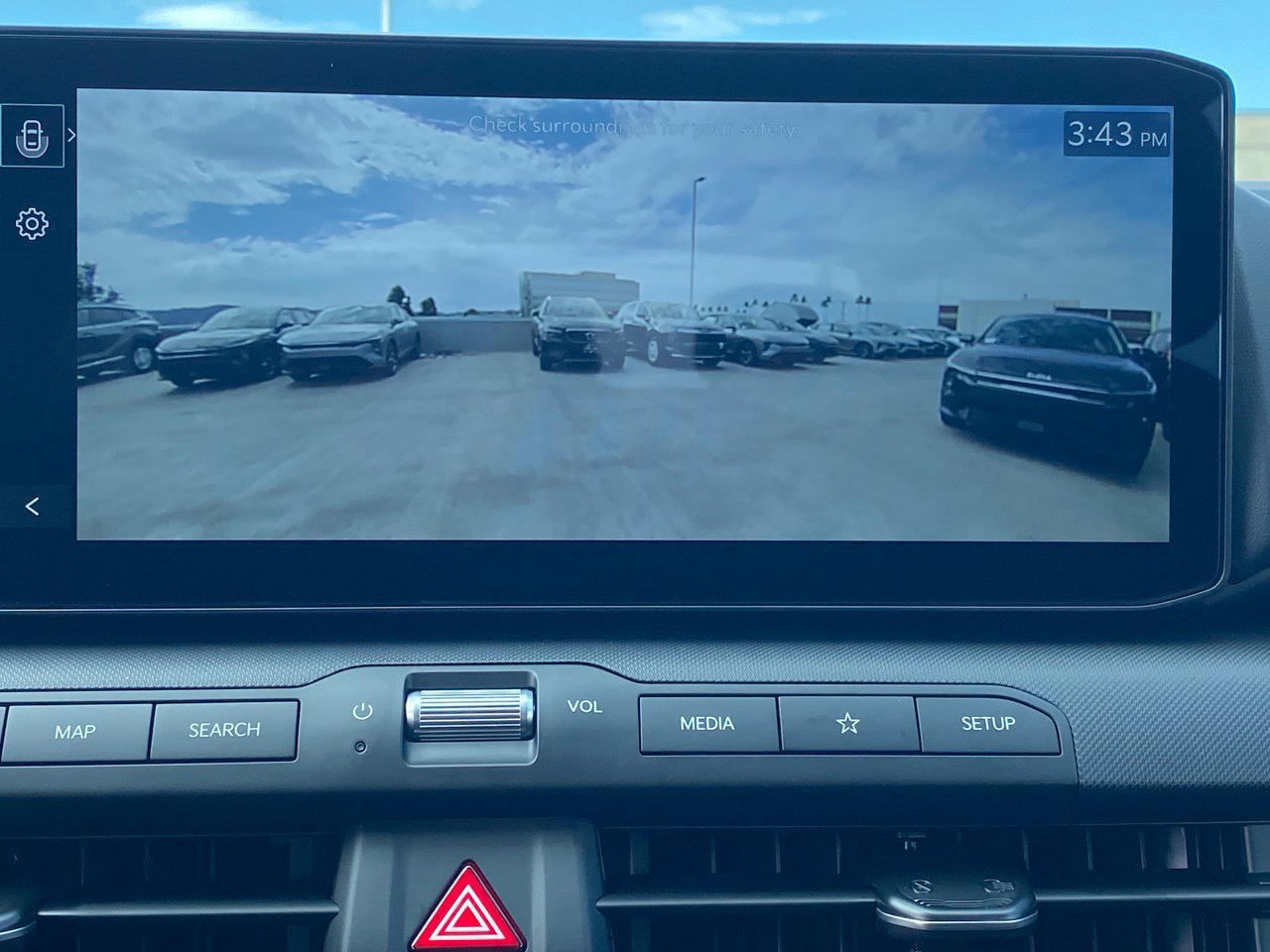 New 2027 Kia K4 FWD image 18