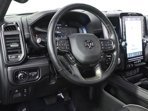 Used 2025 RAM 1500 Limited w/ Off Road Group AWD/4WD image 12