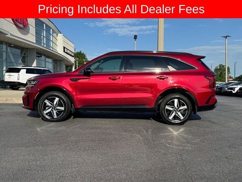 Certified 2023 Kia Sorento S FWD image 6