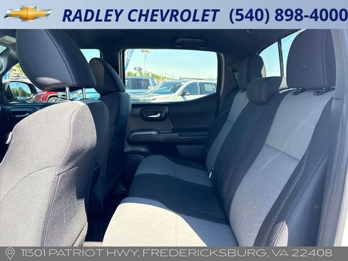 Used 2023 Toyota Tacoma TRD Off-Road AWD/4WD image 23