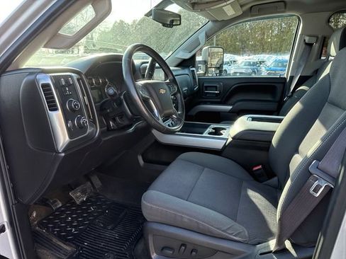 Used 2016 Chevrolet Silverado 2500 LT w/ LT Convenience Package image 9