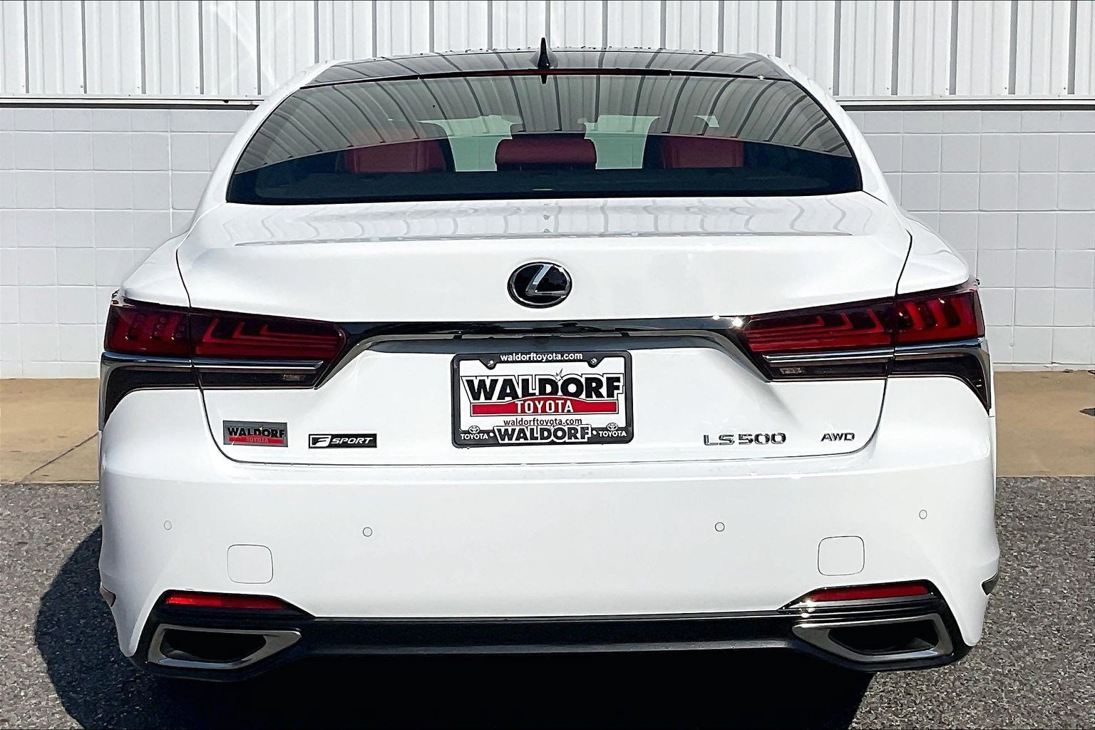 Used 2018 Lexus LS 500 F Sport w/ Accessory Package (Z1) AWD/4WD image 5