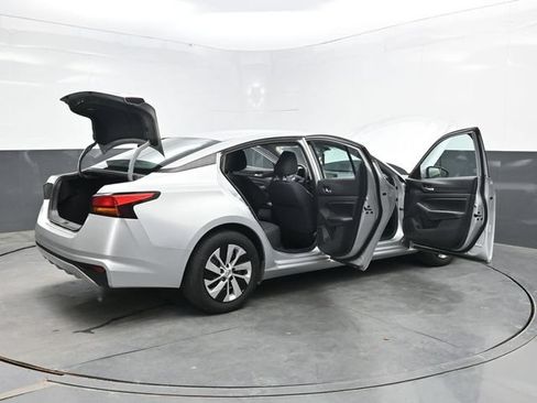 Used 2021 Nissan Altima 2.5 S FWD image 51