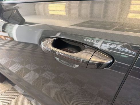 Used 2025 Kia Niro LX FWD image 10