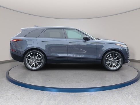 New 2026 Land Rover Range Rover Velar Dynamic SE AWD/4WD image 4