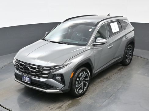 Certified 2025 Hyundai Tucson Limited image 35