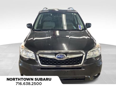 Used 2014 Subaru Forester 2.5i Touring AWD/4WD image 5