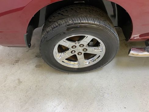 Used 2019 RAM 1500 Big Horn RWD image 13