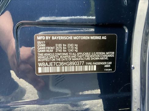Used 2017 BMW 540i xDrive AWD/4WD image 34
