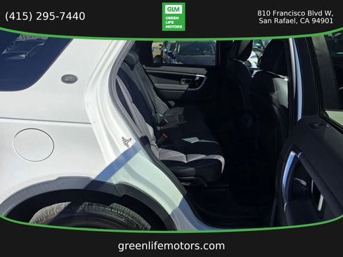 Used 2017 Land Rover Discovery Sport HSE AWD/4WD image 15