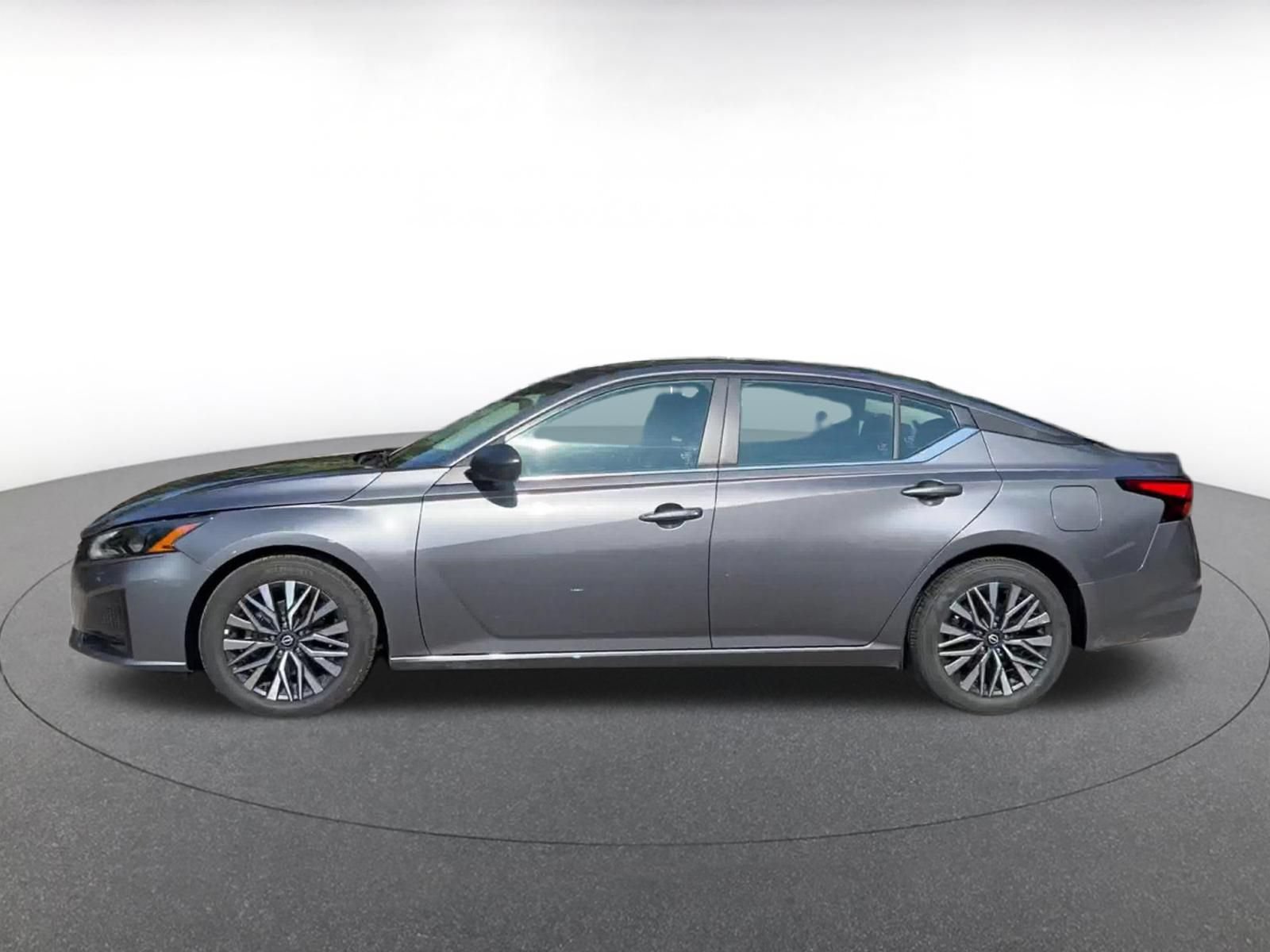 Used 2026 Nissan Altima 2.5 SV FWD image 8