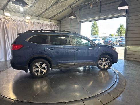Used 2021 Subaru Ascent Premium w/ Convenience Package AWD/4WD image 3