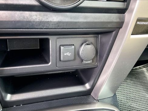 Used 2023 Toyota 4Runner SR5 image 31