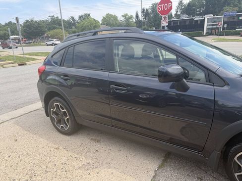 Used 2013 Subaru Crosstrek 2.0i Premium w/ Popular Pkg 2 AWD/4WD image 8