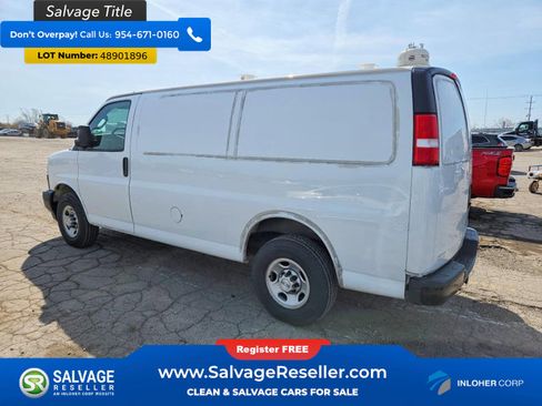 Used 2020 Chevrolet Express 2500 w/ Communications Package RWD image 3