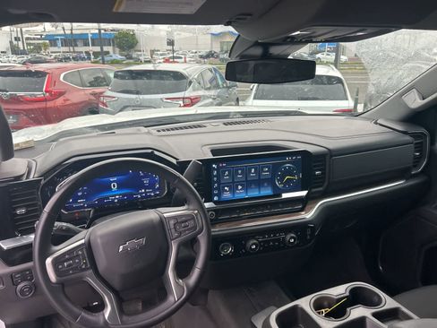 Used 2023 Chevrolet Silverado 1500 RST image 31