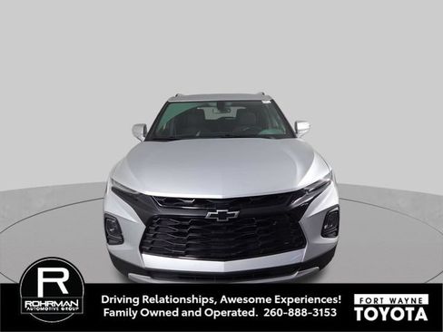 Used 2020 Chevrolet Blazer LT FWD image 3