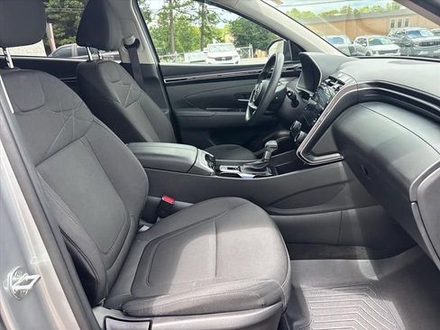Used 2022 Hyundai Tucson SEL FWD image 12
