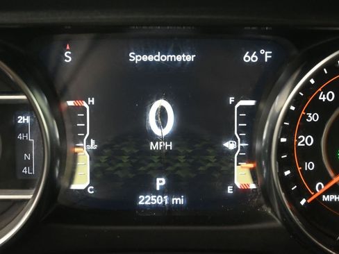 Used 2023 Jeep Wrangler Unlimited Sport AWD/4WD image 13