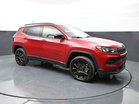 New 2026 Jeep Compass Latitude image 5