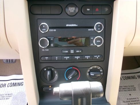 Used 2008 Ford Mustang GT Premium RWD image 18