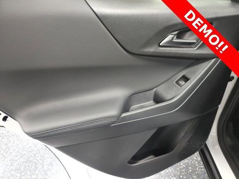 New 2026 Chevrolet Equinox LT w/ Convenience Package II image 21