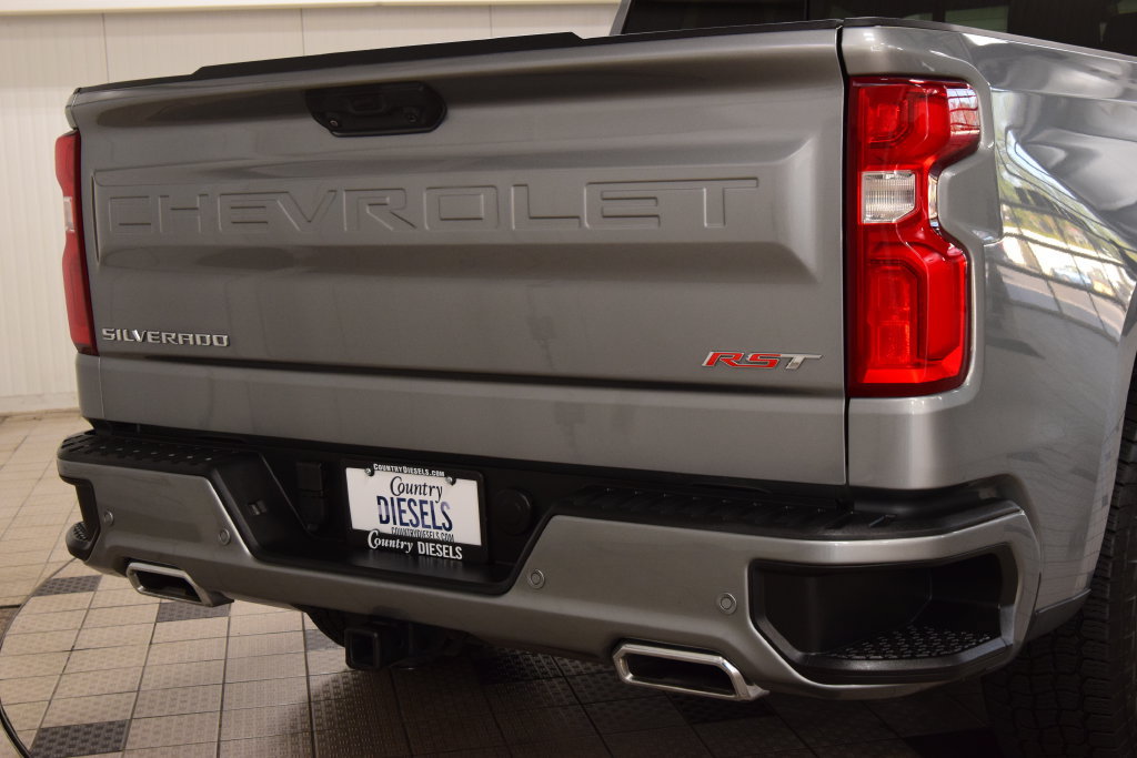 Used 2023 Chevrolet Silverado 1500 RST AWD/4WD image 19