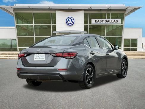 Used 2025 Nissan Sentra SV FWD image 3