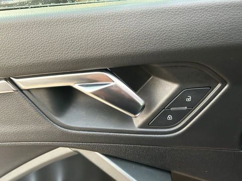 Used 2023 Audi Q3 2.0T Premium w/ Black Optic Sport Package image 47