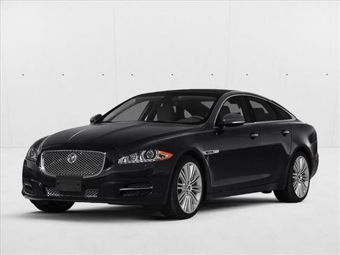 Used 2015 Jaguar XJ RWD image 1