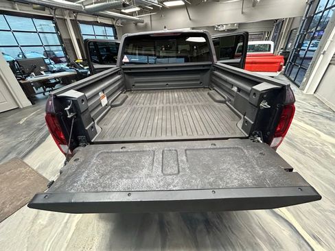 Used 2017 Honda Ridgeline RTL-E image 45