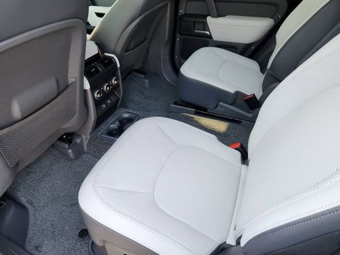 New 2025 Land Rover Defender 130 V8 image 19