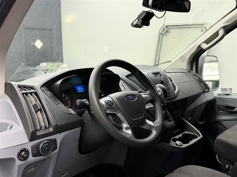 Used 2019 Ford Transit 150 130 Low Roof RWD image 10