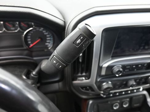 Used 2017 GMC Sierra 2500 SLT w/ Duramax Plus Package AWD/4WD image 17