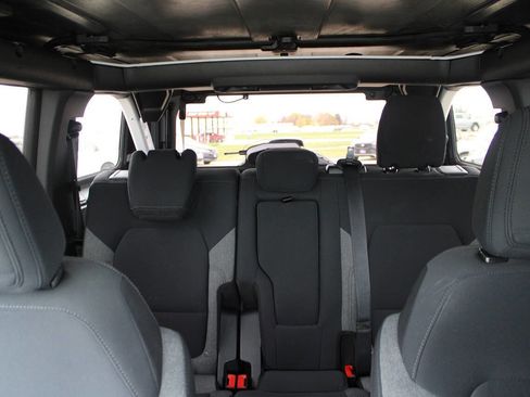 Used 2025 Ford Bronco Big Bend image 16