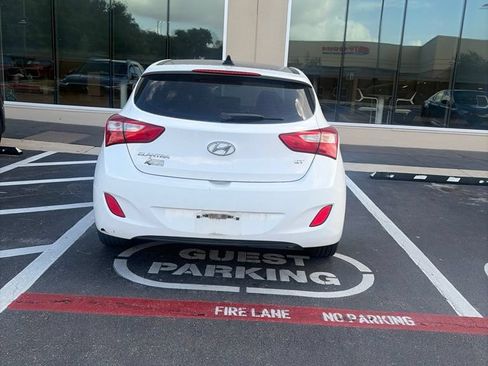 Used 2013 Hyundai Elantra GT w/ Style Pkg FWD image 5
