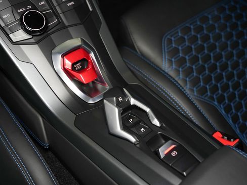 Used 2018 Lamborghini Huracan LP 580-2 image 40