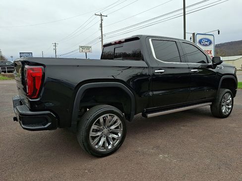 Used 2023 GMC Sierra 1500 Denali w/ Denali Reserve Package image 11
