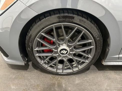 Used 2021 Volkswagen Jetta GLI image 10