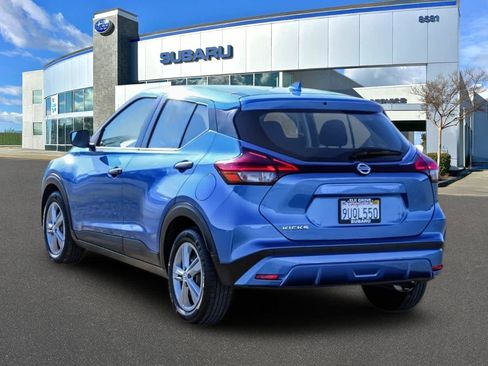 Used 2021 Nissan Kicks S image 8