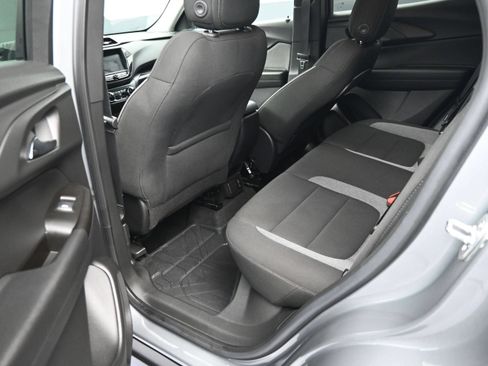Certified 2023 Chevrolet TrailBlazer LT w/ Convenience Package FWD image 26