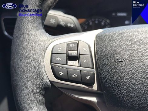 Used 2023 Ford Explorer XLT w/ Equipment Group 202A RWD image 21