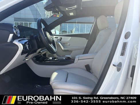 Used 2021 Mercedes-Benz A 220 A 220 image 7