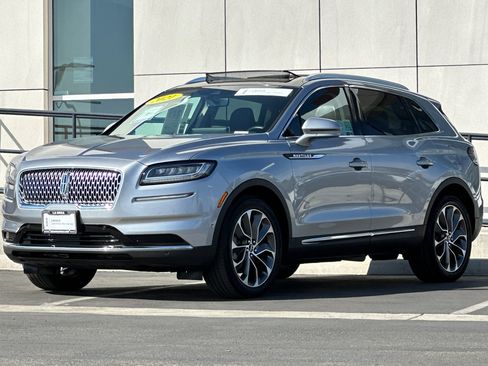 Certified 2021 Lincoln Nautilus Reserve image 7