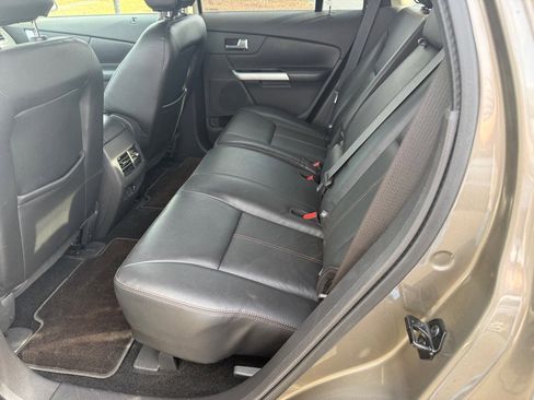 Used 2013 Ford Edge SEL image 9