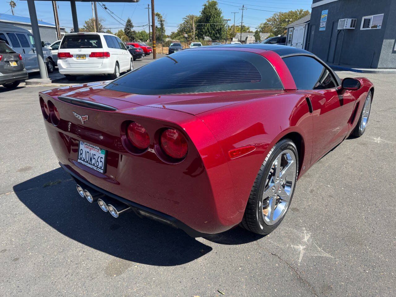 Used 2007 Chevrolet Corvette Coupe w/ Preferred Equipment Group RWD image 8