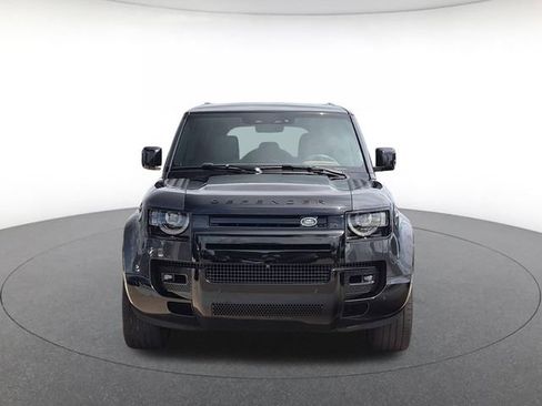 Used 2024 Land Rover Defender 110 X AWD/4WD image 2