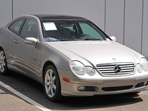 Used 2004 Mercedes-Benz C 230 Coupe image 42