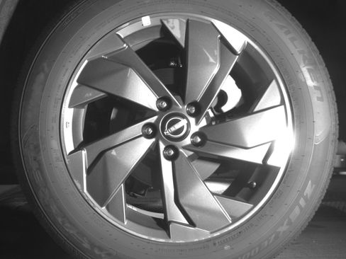 Used 2025 Nissan Rogue SV FWD image 14
